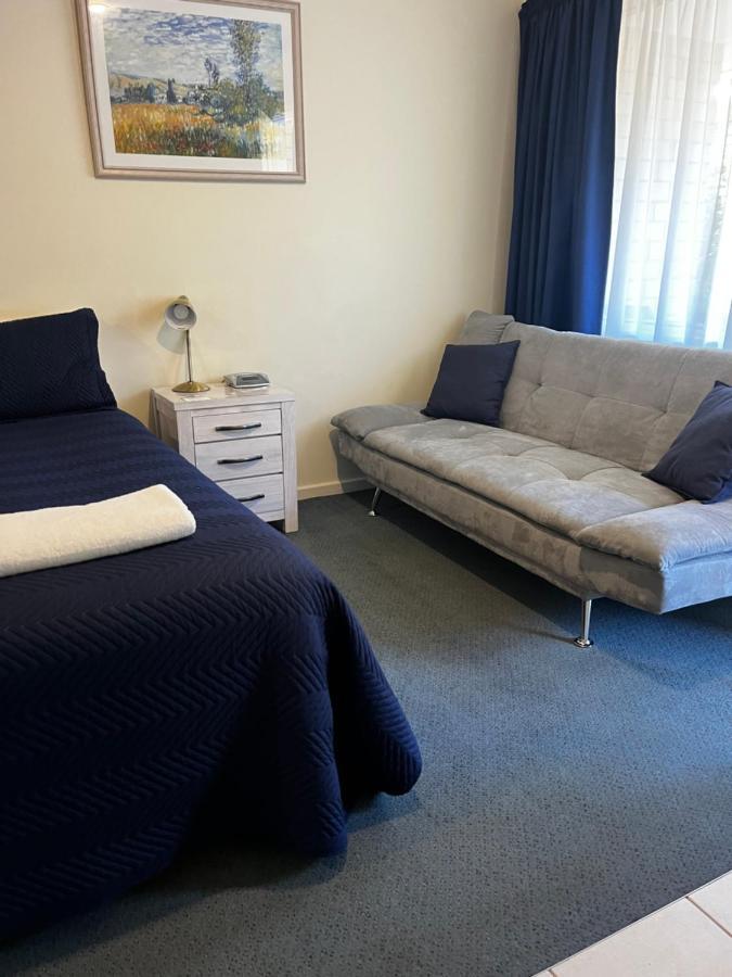 Emu Point Motel Олбані Екстер'єр фото