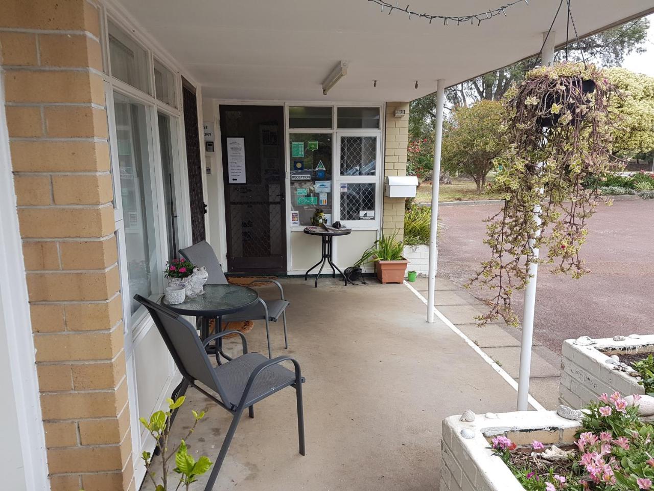 Emu Point Motel Олбані Екстер'єр фото
